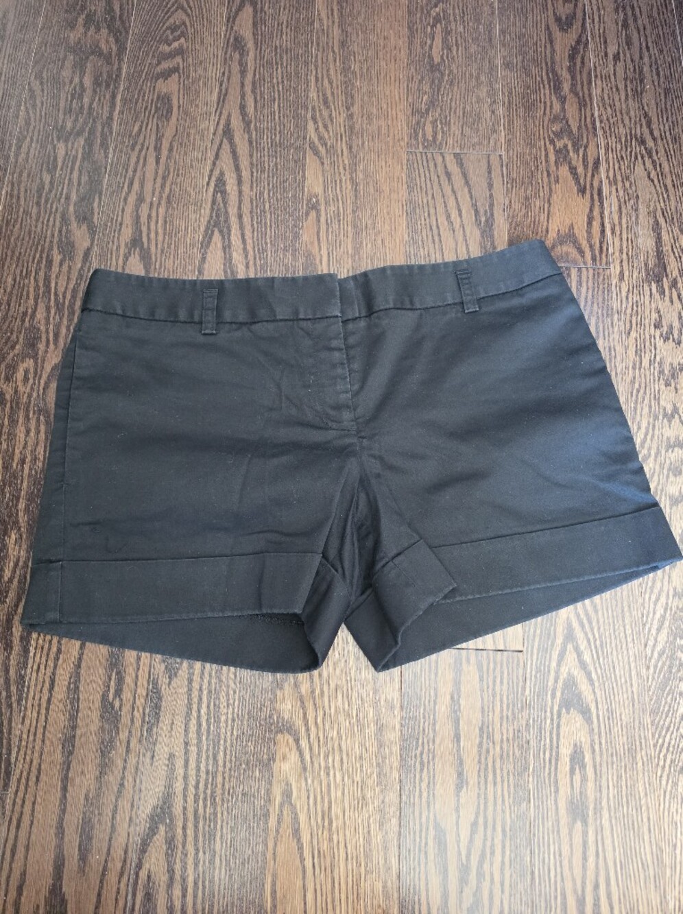 Express Design Low Rise Cuffed Hem A Line Chino Short - SIZE 10